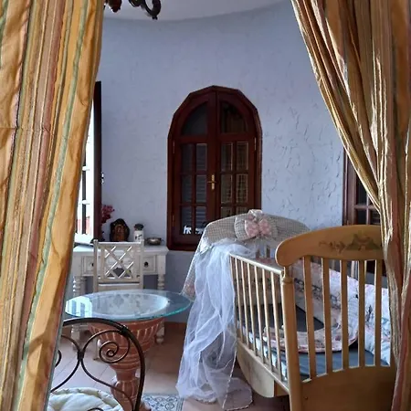 Tatil Evi Ioanneta - Close To See, Private Parking, Pet-friendly Achladi